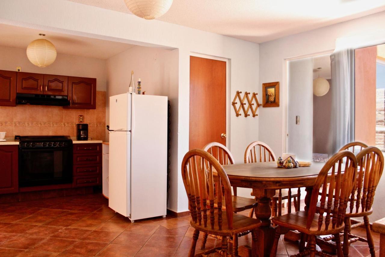 Colorful Family Condo With Terrace And Free Parking 과나후아토 외부 사진