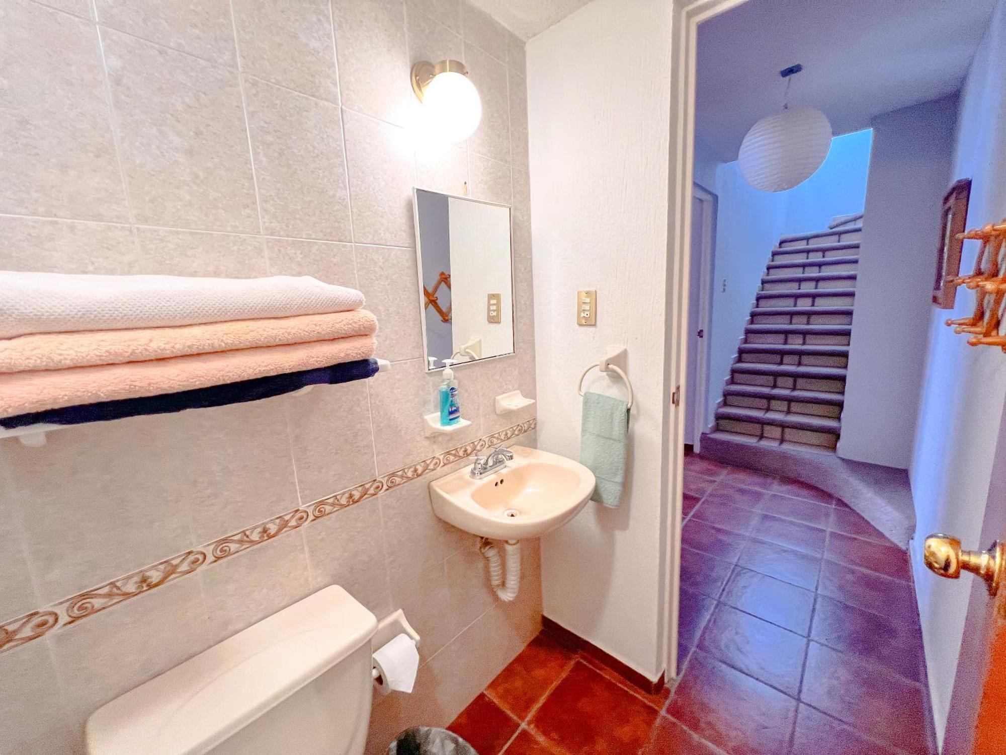 Colorful Family Condo With Terrace And Free Parking 과나후아토 외부 사진
